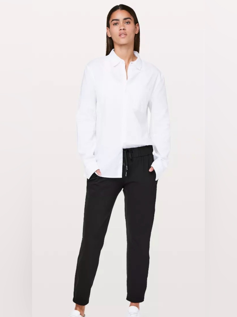 Lululemon athletica Black On The Fly pants 28”
